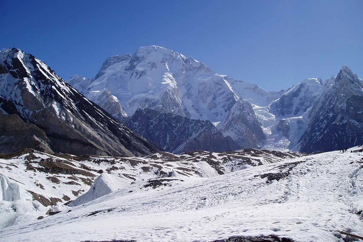 broad peak